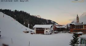 Lech am Arlberg: Ausblick Chalet Anna Maria zur Piste