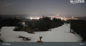 Webcam zeigt die aktuelle Schneelage in Winterberg (Skiliftkarussell)