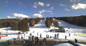 Webcam zeigt die aktuelle Schneelage in Ski Martock
