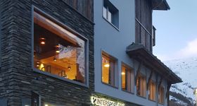 INTERSPORT Belmont Ski IN & Ski OUT Saas Fee