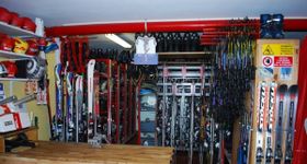 Ski Lodge - Noleggio Riparazioni Shop