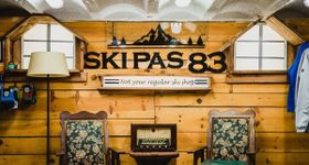 Ski Pas 83