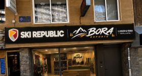 Ski Republic Bora Esports - Centre Station