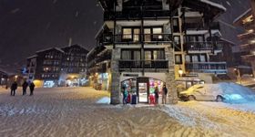 Ski Republic Centre Station Val Village