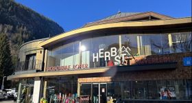 Skischule-Rental-Shop