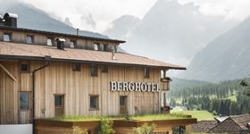 Berghotel & Residence Tirol