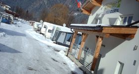 Appartement u. Camping Hochzillertal