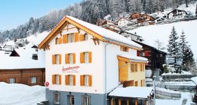 Boardercamp - Swiss Mountain Hostel
