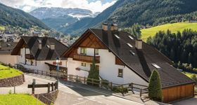 Apartments Villa Erina***