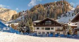 Garni Hotel Arya Alpine Lodge