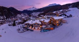 The Peak Sölden - Chalets und Ferienwohnungen an der Piste