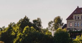 Hotel und Restaurant "Zur Falkenhöhe"