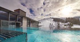 Holzhotel Forsthofalm