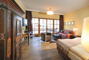 General information about your stay at Wolf Hotels