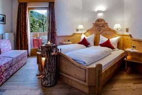 General information about your stay at Aqua Bad Cortina - Oasis Hotel