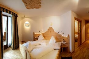 General information about your stay at Aqua Bad Cortina - Oasis Hotel
