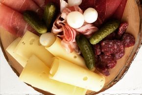 Walliser Teller - Local Speciality