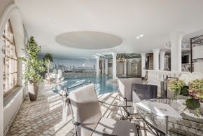 General information about your stay at The Central - Alpine . Luxury . Life