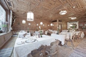 General information about your stay at The Central - Alpine . Luxury . Life