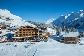 General information about your stay at De Luxe Hotel MONTANA