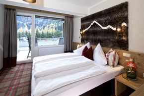 General information about your stay at Erstes Kinder- & Gletscherhotel Hintertuxerhof