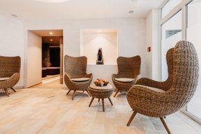 General information about your stay at Hotel Alpina