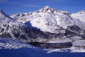 General information about your stay at Hotel Chesa Surlej