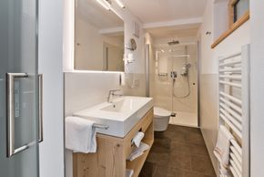 Standard single Badroom