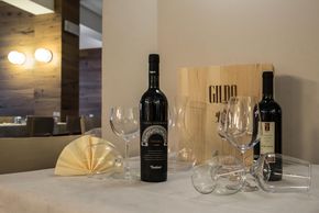 Dining room hotel guests