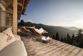 General information about your stay at Hütte-Chalet-Bischofer Hüttenjuwel bis 43 Personen