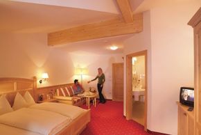 General information about your stay at Panoramahotel Goldenes Kreuz