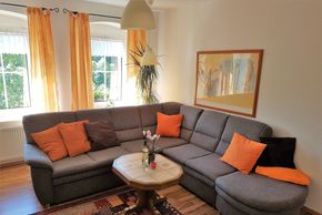 Wohnzimmer in der große Fewo