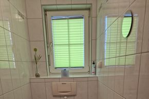 WC getrennt zusätzliches Gäste-WC vorhanden