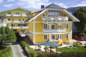 die Villa im Sommer