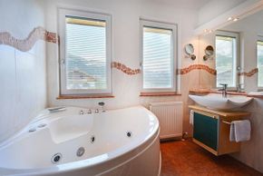 Bad in der Romantik Wolke 7