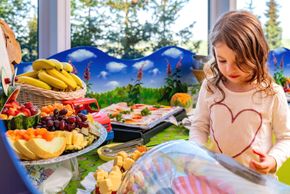 YOKI AHORN Kinderbuffet