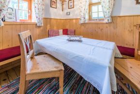 Detaillierte Infos zur Unterkunft Almliesl FIEB-414