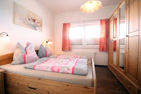 Zimmer mit Doppelbett