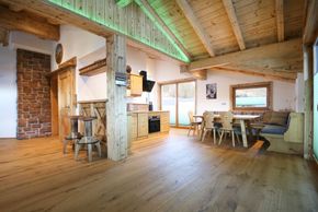 Wohnküche mit Sitzecke