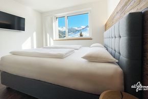 Schlafzimmer 1 von 3