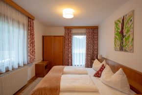 Detaillierte Infos zur Unterkunft Alpenhotel Badmeister