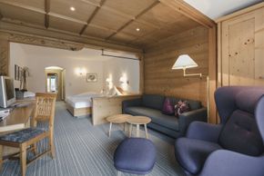 Wohnschlafzimmer de luxe mit Balkon