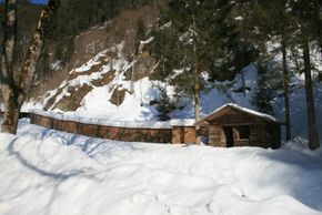 Der Fuertherbach entlang