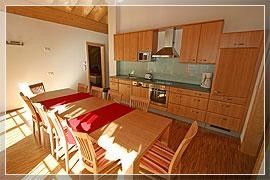 große Küche (hier Wohnung Hochberg für 6 - 10 Personen)