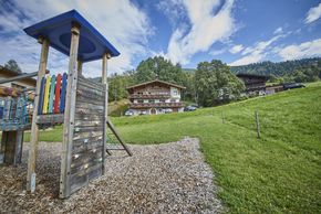 Apart-Landhaus Stefanie & Haus Bergerhaeusl Sommer