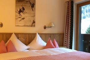 Zimmer Hotel Dr. Otto Murr