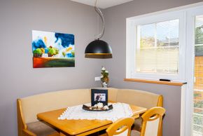 Esstisch im Appartement Venediger