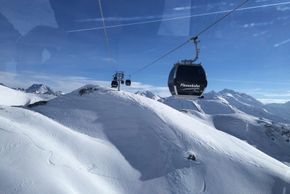 Skifahren am Arlberg hat Tradition! - modernste Liftanlagen, über 300 km präparierten Pisten und unzählige Skirouten im freien Skigelände