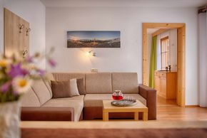 Ferienwohnung in Südtirol Löfflerblick- Apartments & Wellness