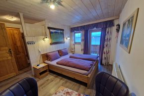 Zimmer oder Fw. Karendl